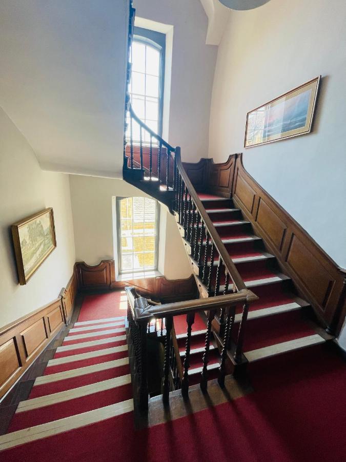 Апартаменты Alexander House